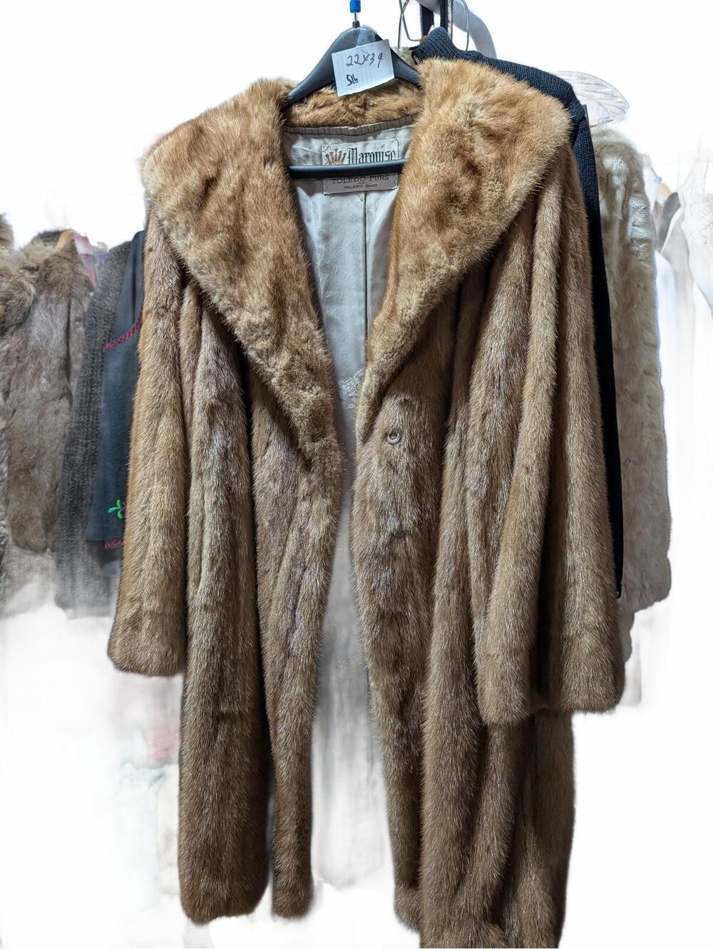 Fur #16 Vintage Marquise Toledo Furs Midi-Length Brown Mink Fur Coat Sz L